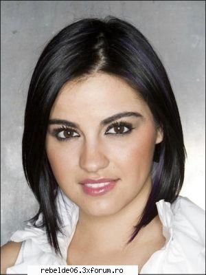complet: maite perroni nasterii: 3 martie 1983
locul nasterii: ciudad de 1.60m
a studiat la cea in